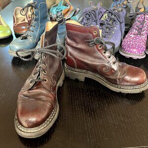 Fluevog Derby Swirl Combat Boot
